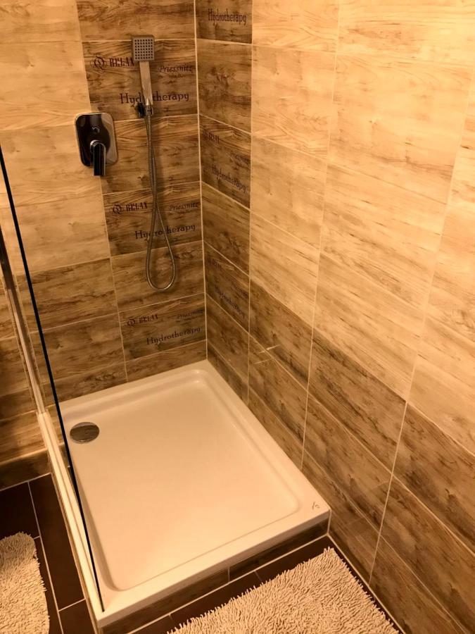 Dany Rose Apartman Apartment Егер Екстериор снимка
