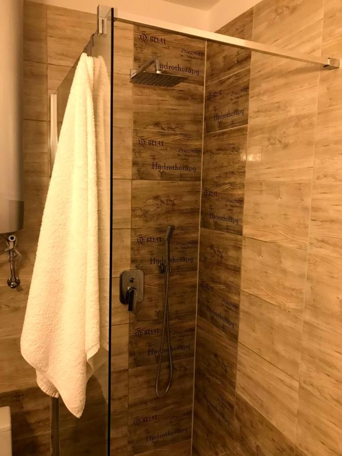 Dany Rose Apartman Apartment Егер Екстериор снимка